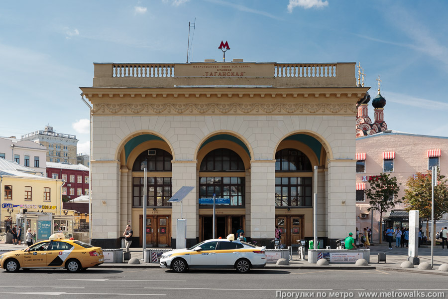 Станция Таганская (Кольцевая линия, Москва). Наземный вестибюль станции.