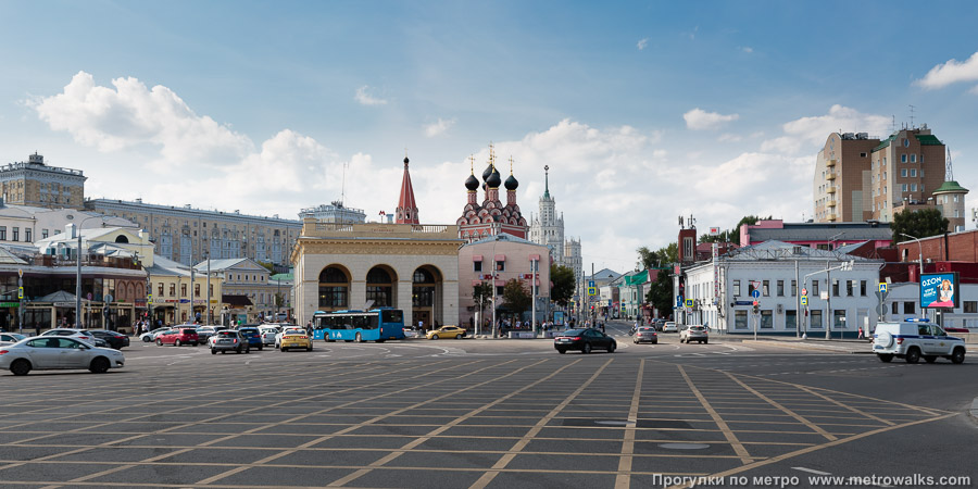 Станция Таганская (Кольцевая линия, Москва). Общий вид окрестностей станции. Таганская площадь.
