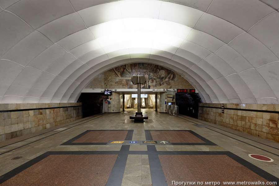 Станция Тимирязевская (Серпуховско-Тимирязевская линия, Москва). Часть станции около выхода в город. 15 июня 2025. Станция Тимирязевская (Серпуховско-Тимирязевская линия, Москва). Часть станции около выхода в город.