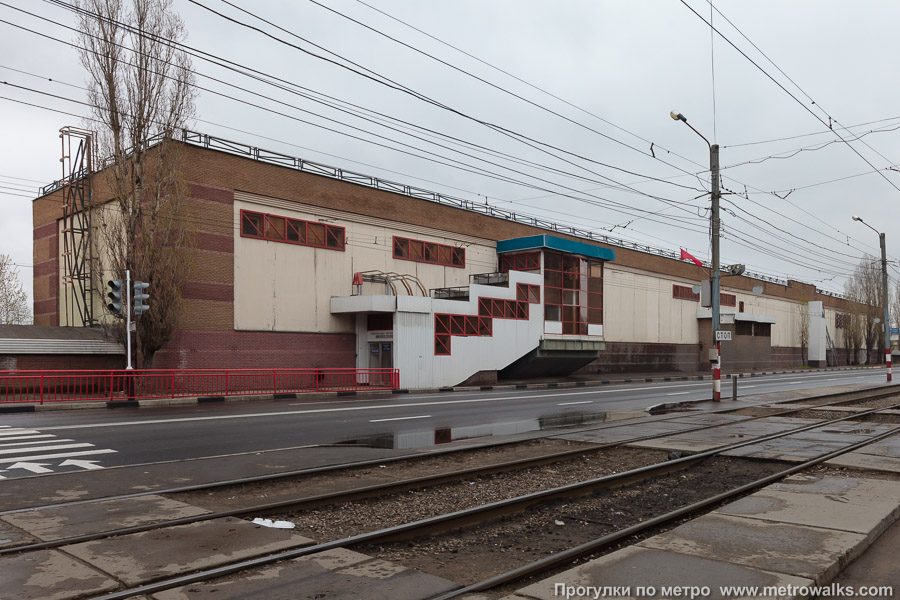 Станция Буревестник (Сормовско-Мещерская линия, Нижний Новгород). Вид станции снаружи.