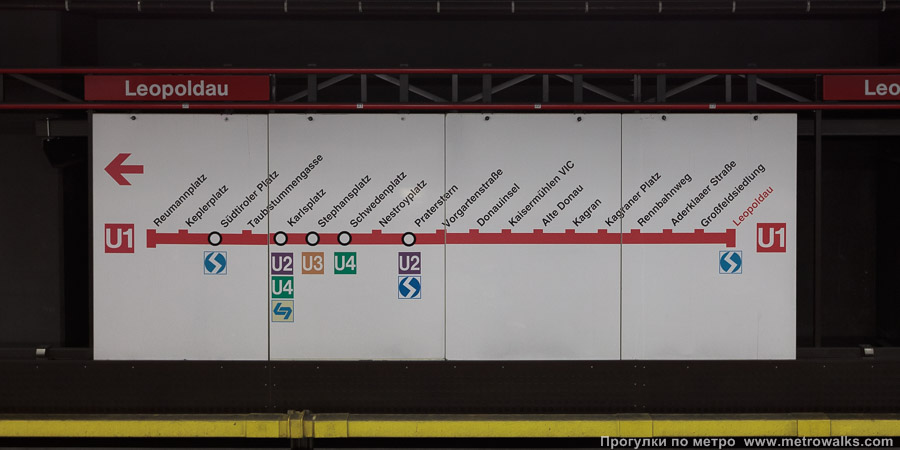 Станция Leopoldau [Леопольдау] (U1, Вена). Схема линии на путевой стене.