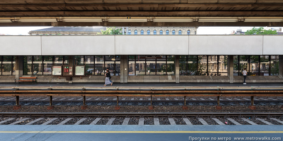 Станция Thaliastraße [Талиаштрассе] (U6, Вена). Поперечный вид.
