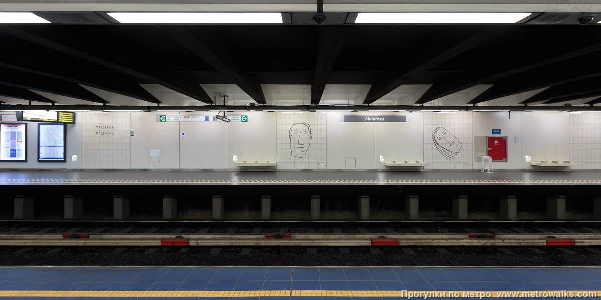 Фотография станции Maelbeek / Maalbeek [Ма́лбек] (линия 1, Брюссель). Поперечный вид. В белой части станции.