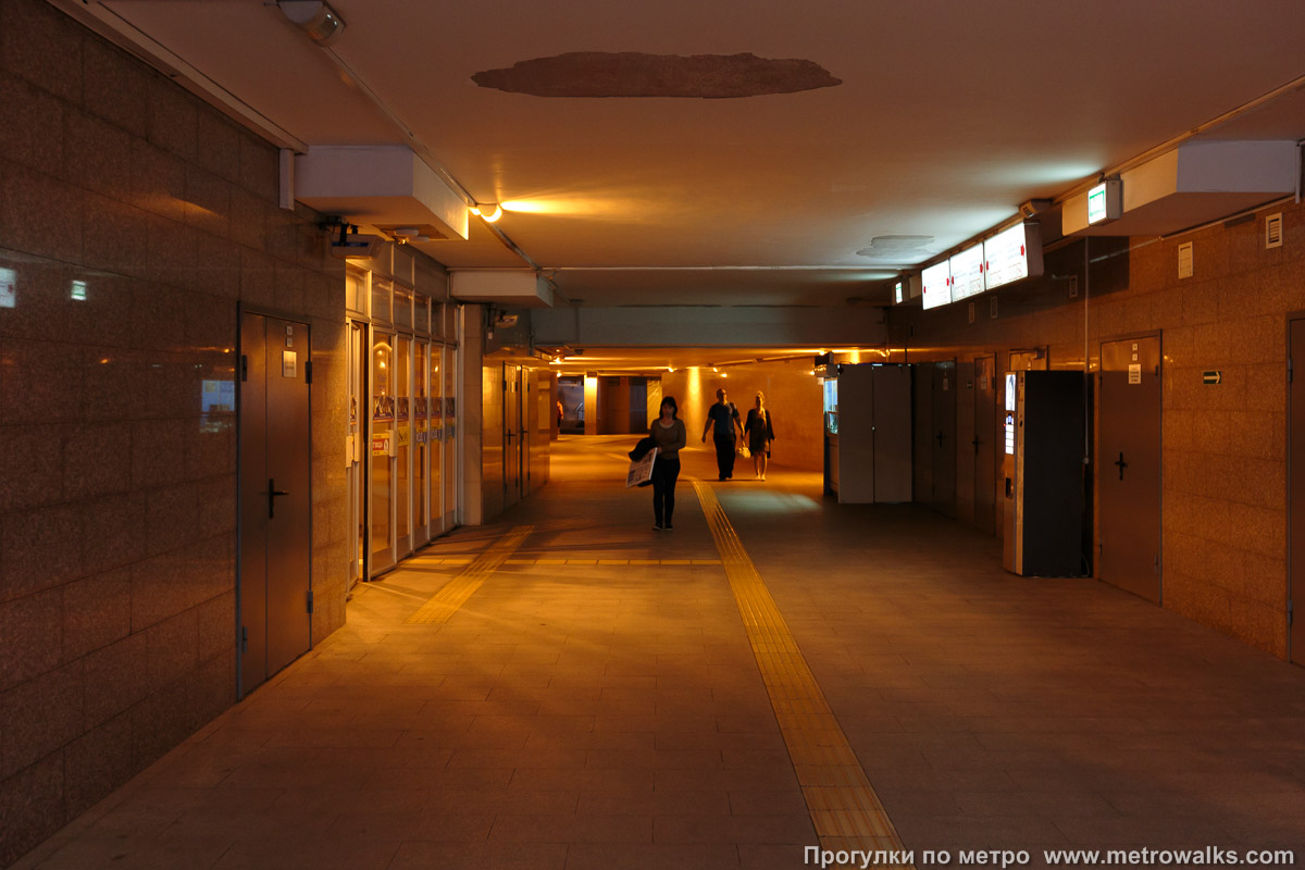 Фотография станции Северный вокзал / Төньяк вокзал (Казань). Коридор подземного перехода.