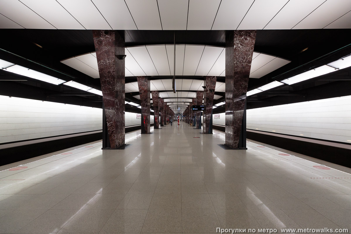Фотография станции Хорошёвская (Большая кольцевая линия, Москва). Продольный вид центрального зала.