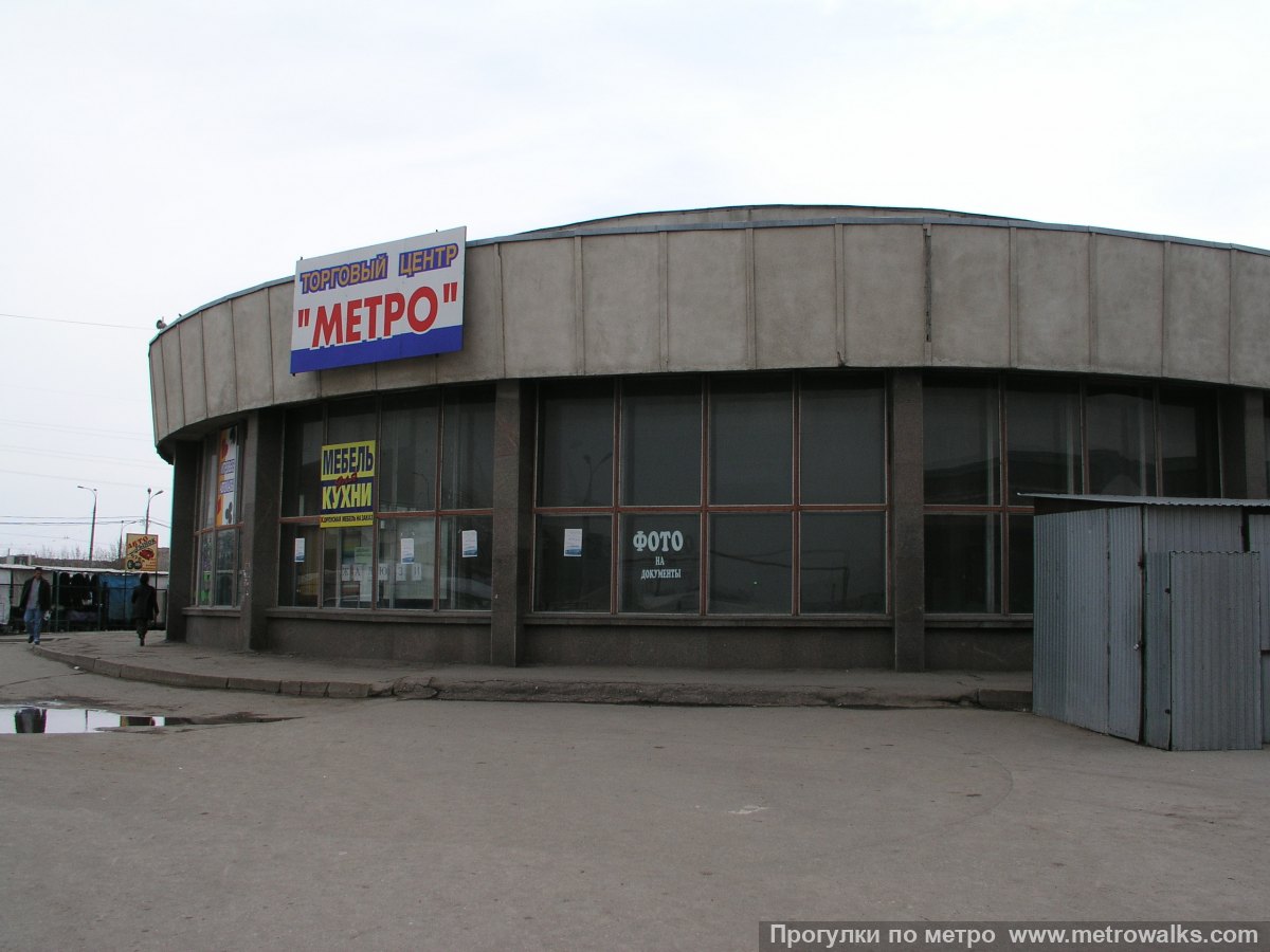 Фотография станции Кировская (Самара). Наземный вестибюль станции.