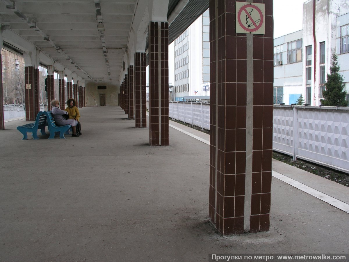 Фотография станции Юнгородок (Самара). Колонна крупным планом.
