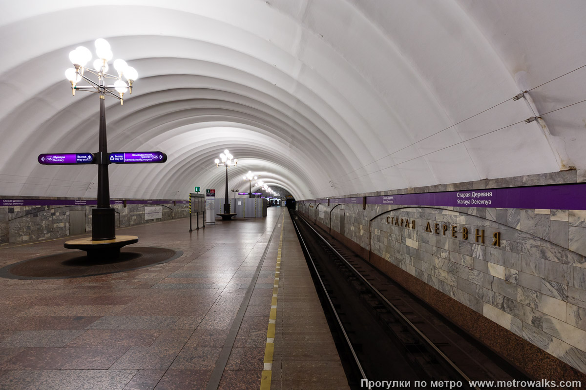 Фотография станции Старая Деревня (Фрунзенско-Приморская линия, Санкт-Петербург). Край платформы, общий вид.