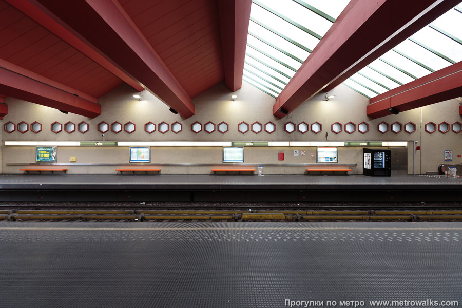 Станция Delta [Дэльта́] (линия 5, Брюссель). Поперечный вид.