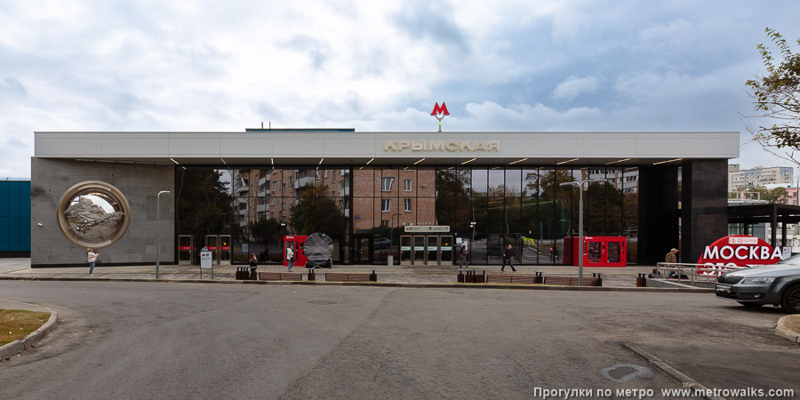 Станция Крымская (Троицкая линия, Москва). Наземный вестибюль станции.