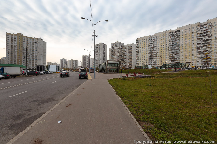 Станция Пятницкое шоссе (Арбатско-Покровская линия, Москва). Общий вид окрестностей станции.