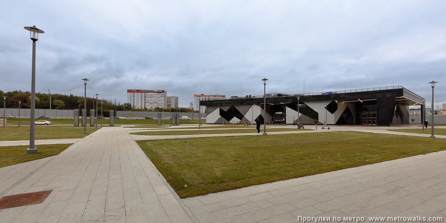 Станция Тютчевская (Троицкая линия, Москва). Общий вид окрестностей станции.