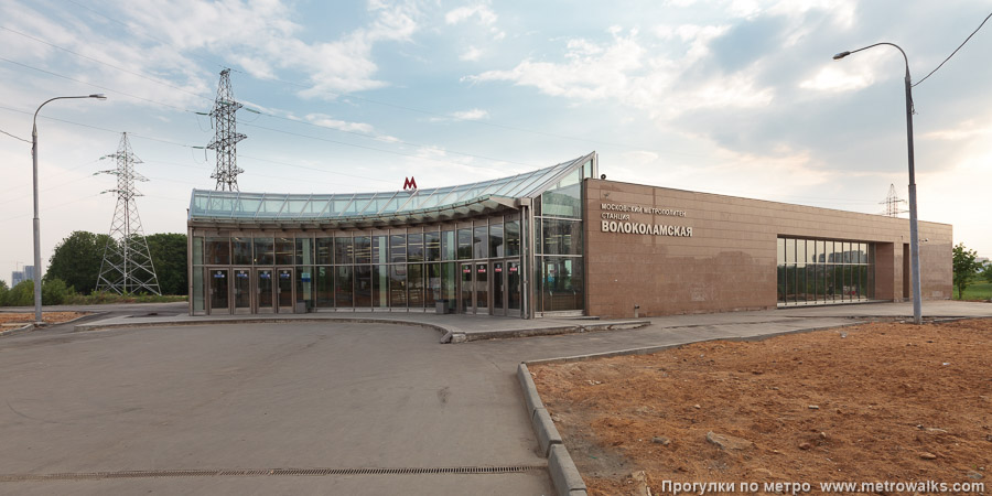 Станция Волоколамская (Арбатско-Покровская линия, Москва). Наземный вестибюль станции.