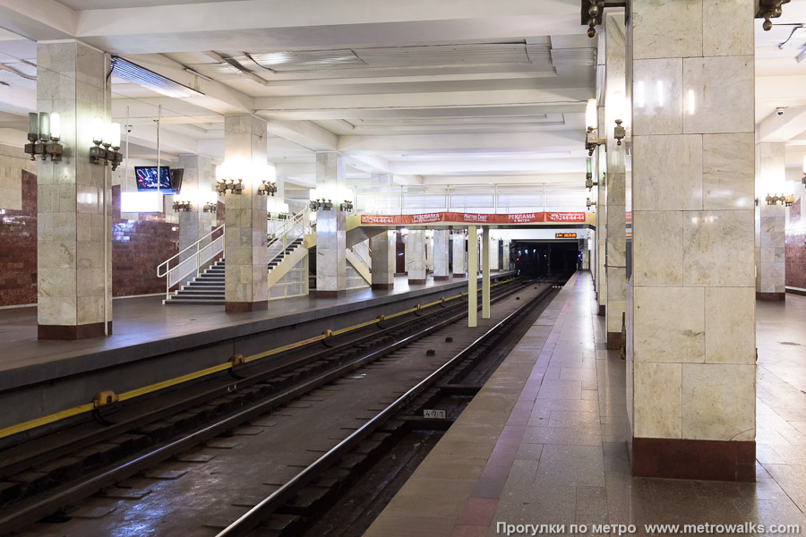 Станция Московская (Сормовско-Мещерская линия, Нижний Новгород). Переход над путями станции.