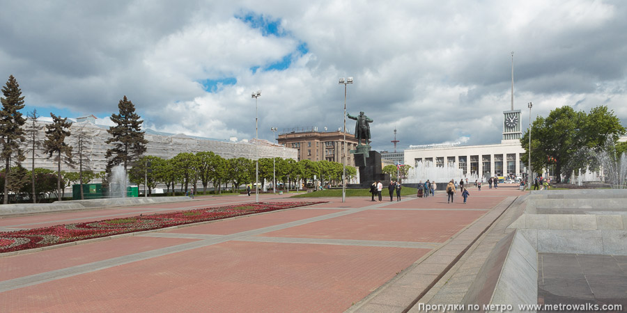 Станция Площадь Ленина (Кировско-Выборгская линия, Санкт-Петербург). Общий вид окрестностей станции. Площадь Ленина.