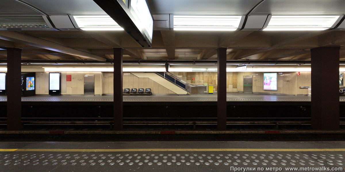Фотография станции Montgomery [Монгомэри́] (линия 1, Брюссель). Поперечный вид.