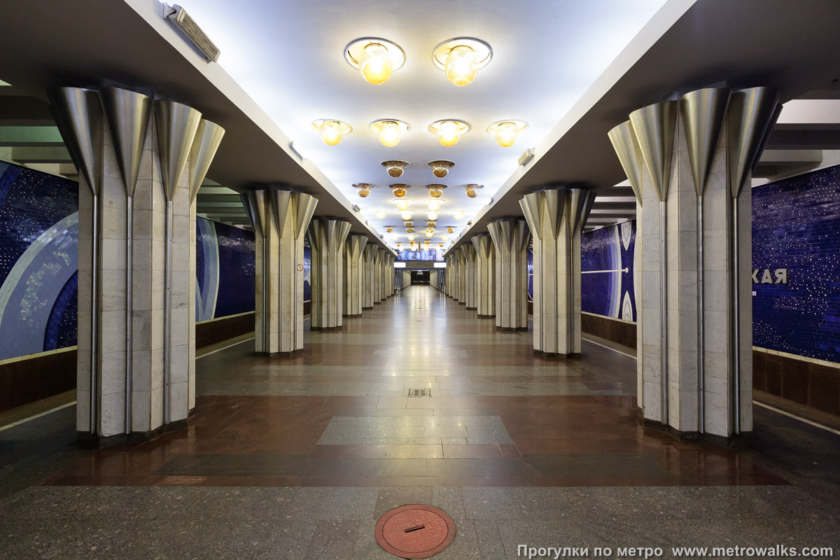 Фотография станции Гагаринская (Самара). Продольный вид центрального зала.