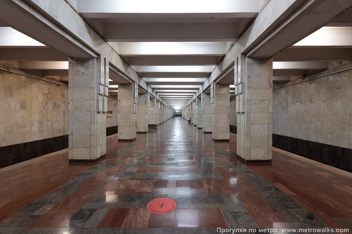 Фотография станции Советская (Самара). Продольный вид центрального зала.