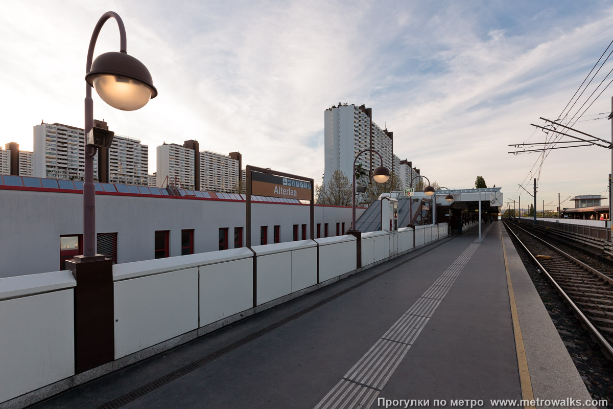 Фотография станции Alterlaa [Альтерлаа] (U6, Вена). Общий вид окрестностей станции.